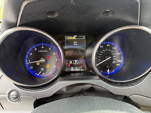 Used 2019 Subaru Outback 2.5i AWD/4WD image 11