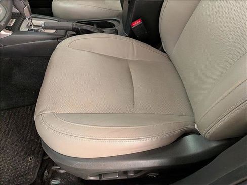Used 2017 Subaru Forester 2.5i Limited AWD/4WD image 14