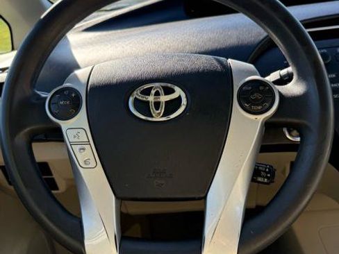 Used 2011 Toyota Prius Three FWD image 12