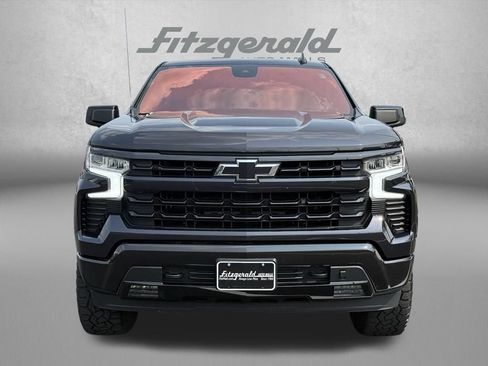 Used 2023 Chevrolet Silverado 1500 RST AWD/4WD image 3