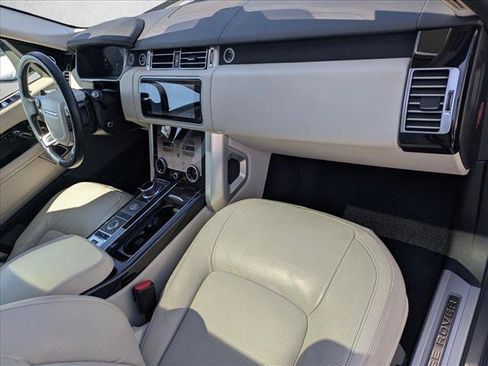 Used 2019 Land Rover Range Rover HSE AWD/4WD image 24