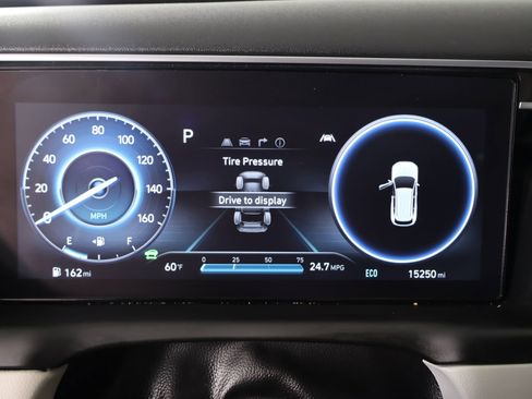 Certified 2023 Hyundai Tucson Limited image 4