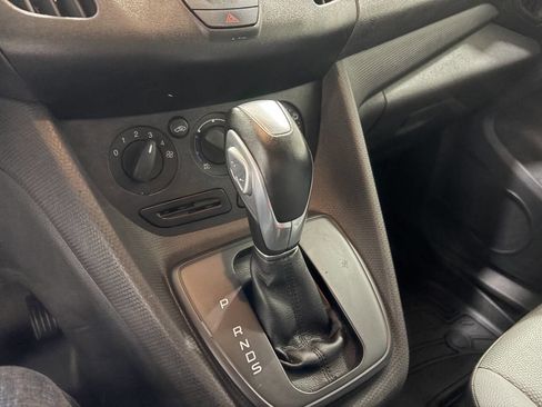 Used 2015 Ford Transit Connect XL image 10