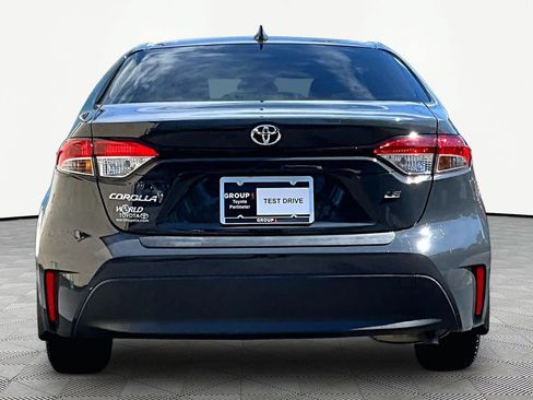 Certified 2023 Toyota Corolla LE FWD image 5