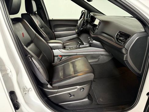 Certified 2024 Dodge Durango GT image 17