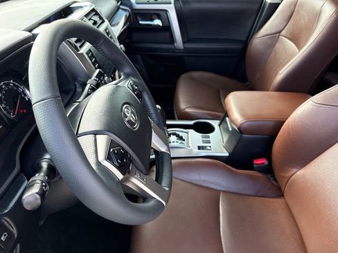 Used 2021 Toyota 4Runner Limited AWD/4WD image 21