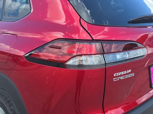 New 2026 Toyota Corolla Cross LE image 33
