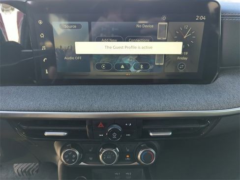 Certified 2025 Nissan Kicks SV w/ SV Premium Package image 27