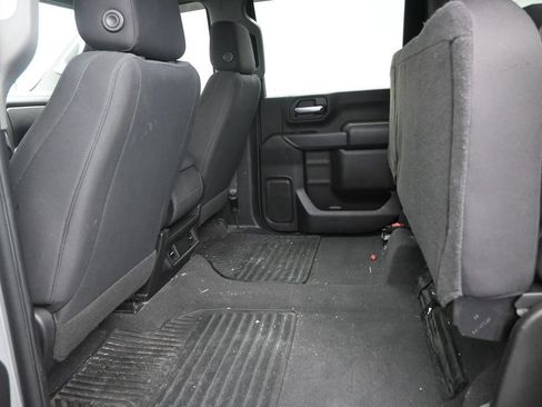 Used 2022 Chevrolet Silverado 2500 Custom w/ Custom Convenience Package AWD/4WD image 14