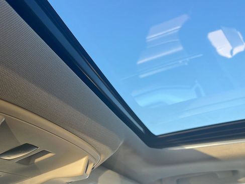 Used 2020 GMC Yukon XL Denali w/ Denali Ultimate Package image 14