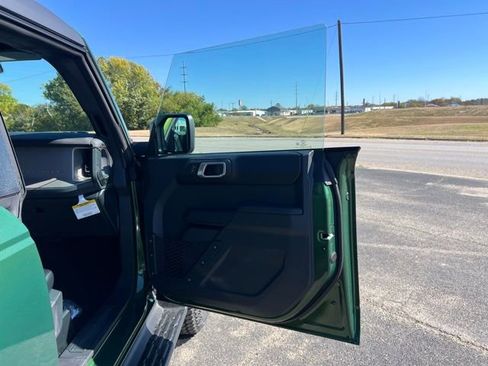 New 2025 Ford Bronco Outer Banks w/ Sasquatch Package image 23