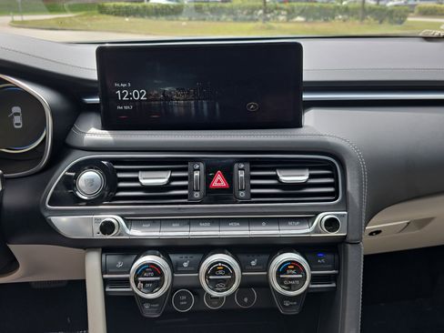 Used 2022 Genesis G70 2.0T w/ Prestige Package RWD image 19