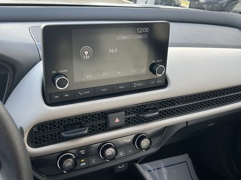 Certified 2023 Honda HR-V LX image 20