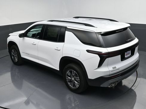 New 2026 Chevrolet Traverse LT w/ Driver Confidence Package FWD image 45