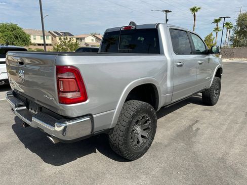 Used 2019 RAM 1500 Laramie AWD/4WD image 2