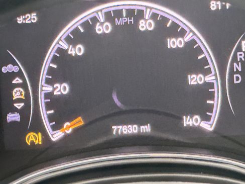 Used 2021 Jeep Grand Cherokee Limited AWD/4WD image 16