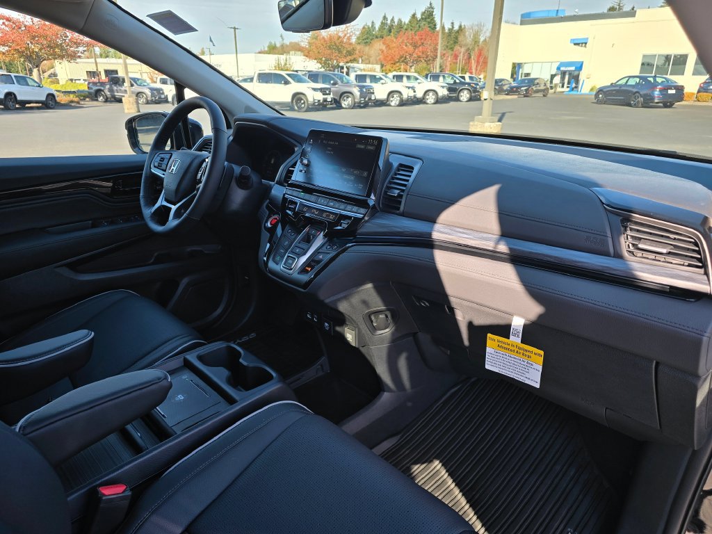 New 2027 Honda Odyssey Elite image 4