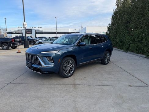 New 2026 Buick Enclave Avenir w/ Super Cruise Package image 7