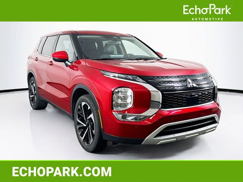 Used 2024 Mitsubishi Outlander SE FWD image 1