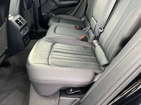 Used 2023 Audi Q5 2.0T Premium w/ Convenience Package image 28