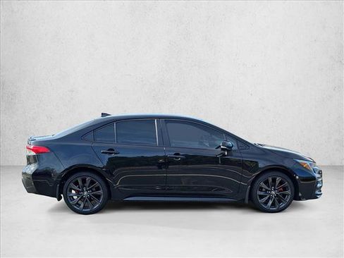 Used 2024 Toyota Corolla SE image 4