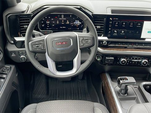 New 2026 GMC Sierra 1500 Elevation image 14