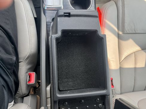 Used 2015 Buick Enclave Leather FWD image 26