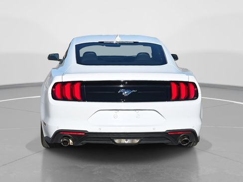 Used 2022 Ford Mustang Premium image 6