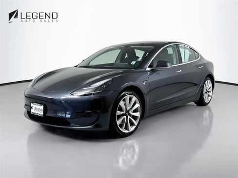 Used 2018 Tesla Model 3 Mid Range RWD image 1
