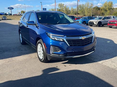 Used 2022 Chevrolet Equinox LT image 3