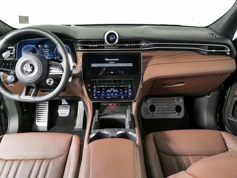 New 2026 Maserati Grecale Modena image 19