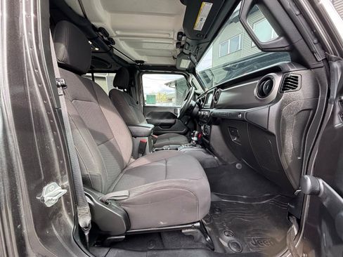 Used 2023 Jeep Wrangler Unlimited Sport AWD/4WD image 23