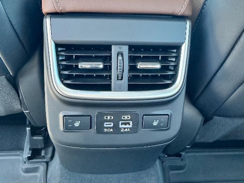 Used 2025 Subaru Legacy Touring XT image 11