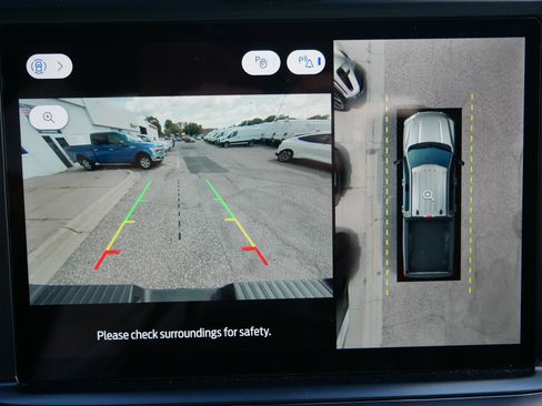 Used 2025 Ford F350 Lariat w/ FX4 Off-Road Package image 19