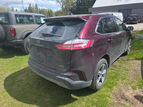 Used 2024 Ford Edge SEL w/ Convenience Package AWD/4WD image 9