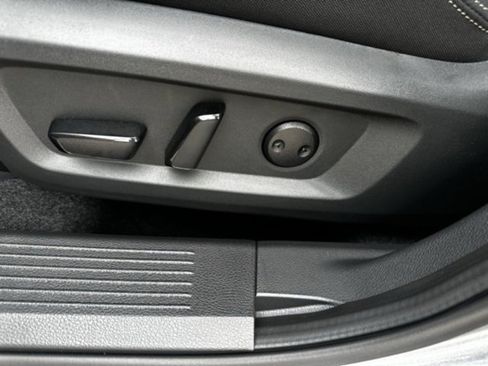 New 2026 Nissan Rogue SV image 23