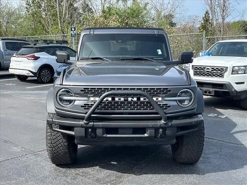 Used 2021 Ford Bronco Badlands image 3