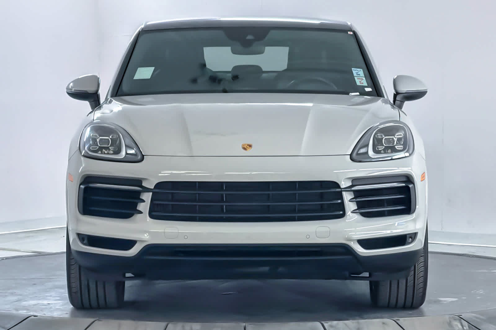 Used 2022 Porsche Cayenne Coupe AWD/4WD image 10