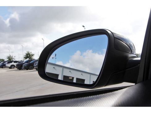 Used 2022 Hyundai Kona Limited w/ Cargo Package FWD image 10