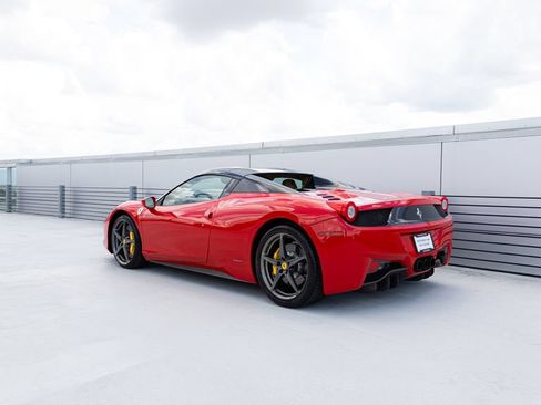 Used 2015 Ferrari 458 Spider RWD image 26