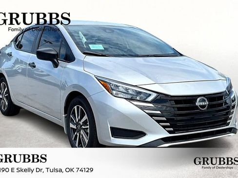 New 2025 Nissan Versa S w/ Trunk Package image 4