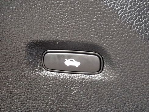 Used 2025 Honda Civic Sport image 26