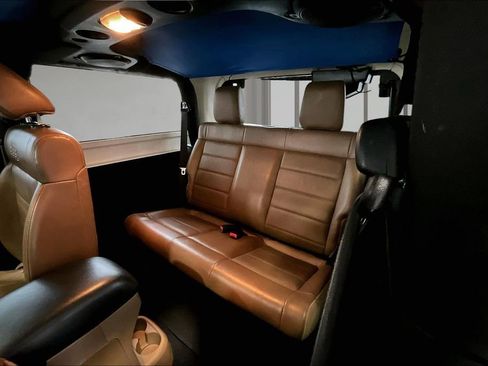 Used 2012 Jeep Wrangler Rubicon w/ Dual Top Group image 27