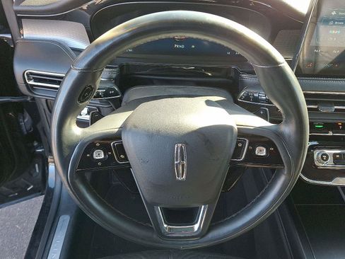 Used 2024 Lincoln Corsair Reserve image 19