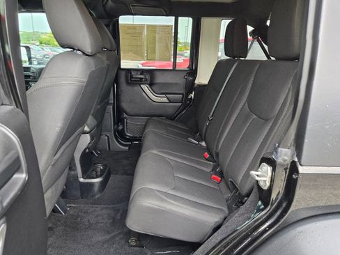 Used 2016 Jeep Wrangler Unlimited Sport w/ Quick Order Package 24S AWD/4WD image 26