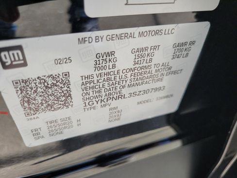 Certified 2025 Cadillac Lyriq Luxury image 35