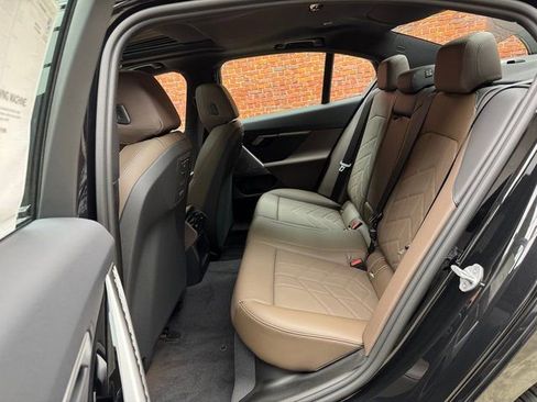 New 2026 BMW 530i xDrive 530i xDrive w/ M Sport Package image 22