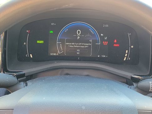 Used 2025 Toyota Camry LE image 21