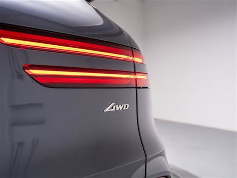 New 2026 Genesis GV70 2.5T Advanced AWD/4WD image 16