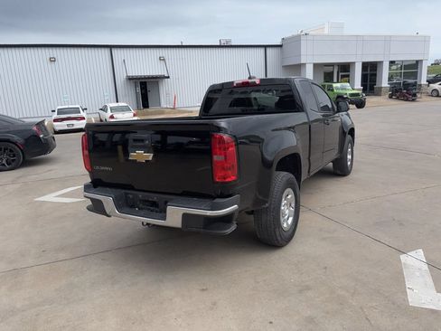Used 2020 Chevrolet Colorado W/T RWD image 3